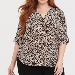 TORRID SIZE 2 LEOPARD HARPER GEORGETTE BLOUSE